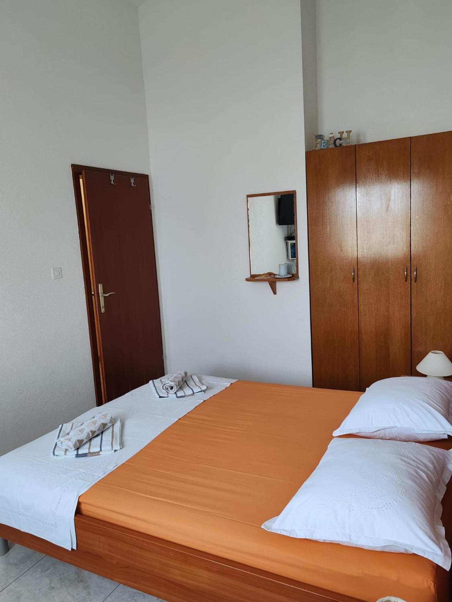 קלק Apartments Markotic מראה חיצוני תמונה
